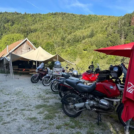 אורחן Du Graber